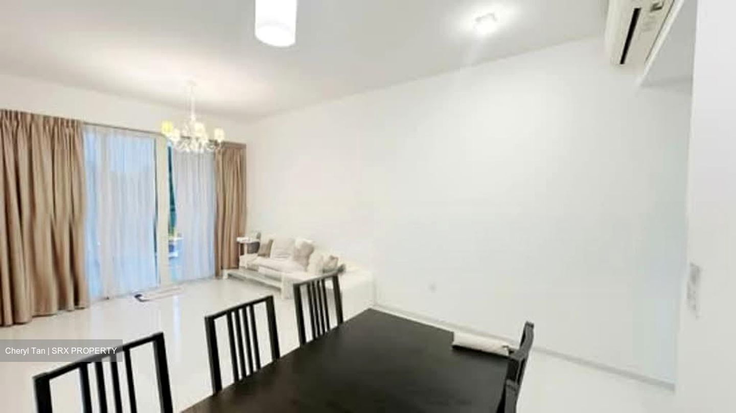 Vacanza @ East (D14), Condominium #531470241